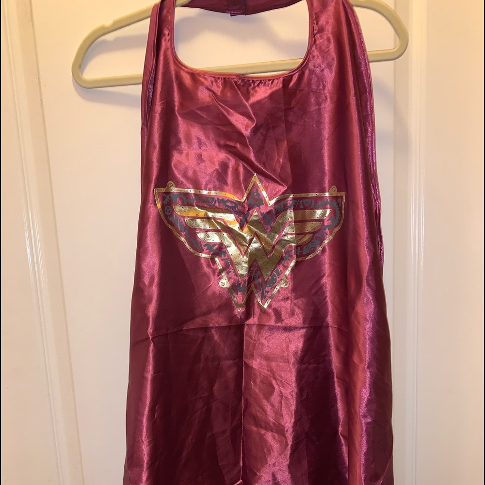 wonder woman cape